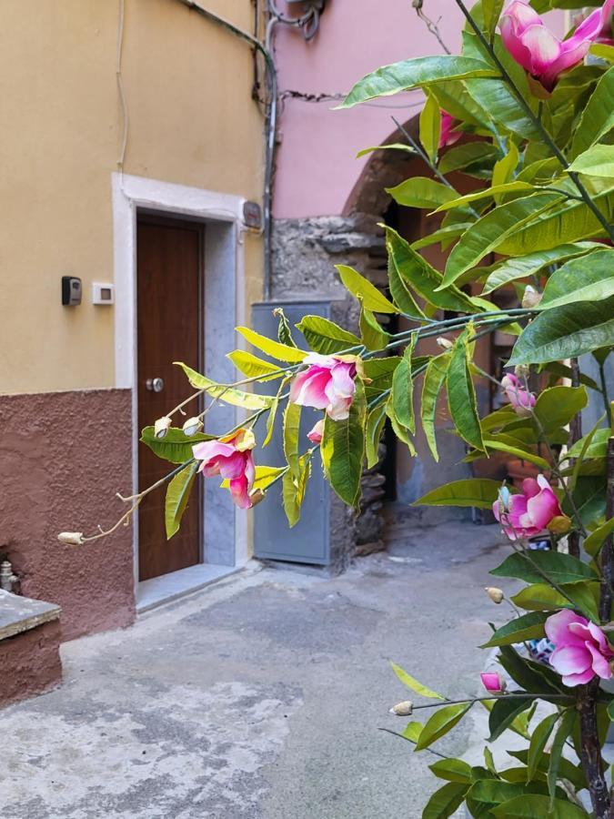 L' Onda Di Manarola Hotel Buitenkant foto